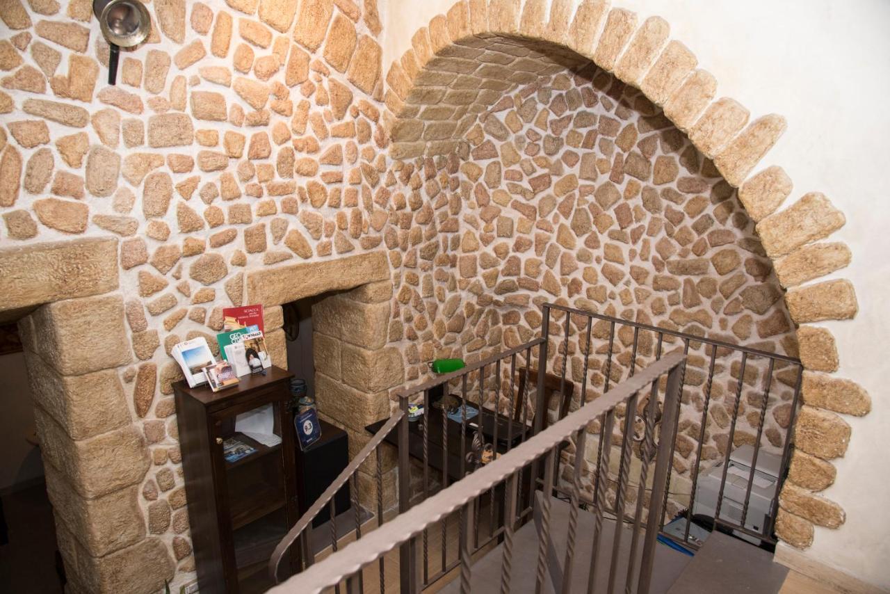 Отель La Lanterna Di Bachi Шакка Экстерьер фото